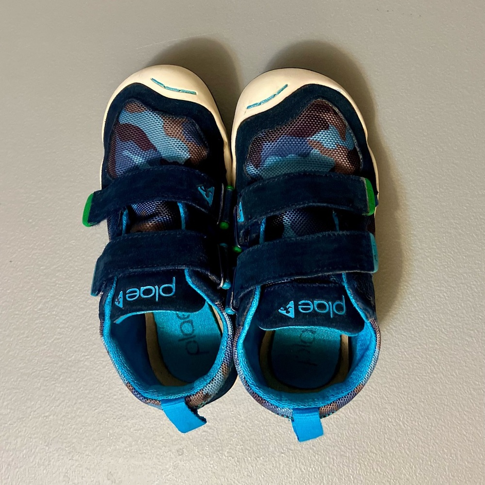 PLAE TY Blue Camo Sneakers with Insoles, UNISEX - Size 10.5 (GUC) - Picture 4 of 9